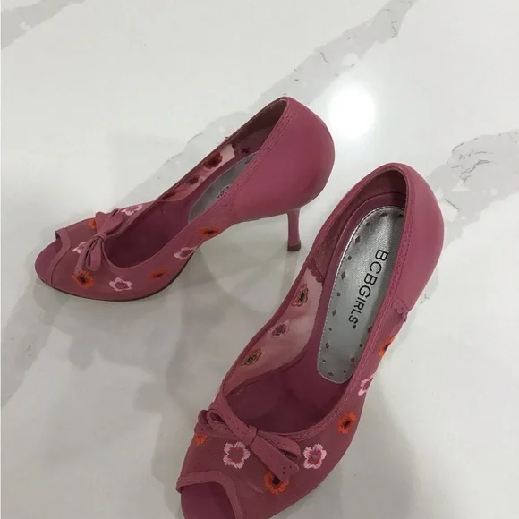 BCBGirls Pink Flower Mesh Peeptoe sz. 6 - Picture 5 of 7